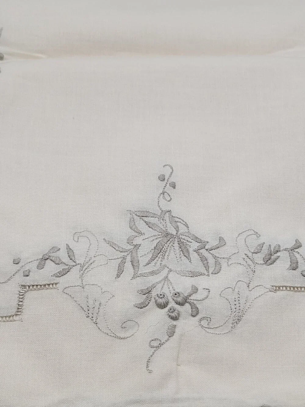 8 Piece Linen/ Cotton 8 Tea Towels And 8 Napkins. Embroidered, Dining Table VTG